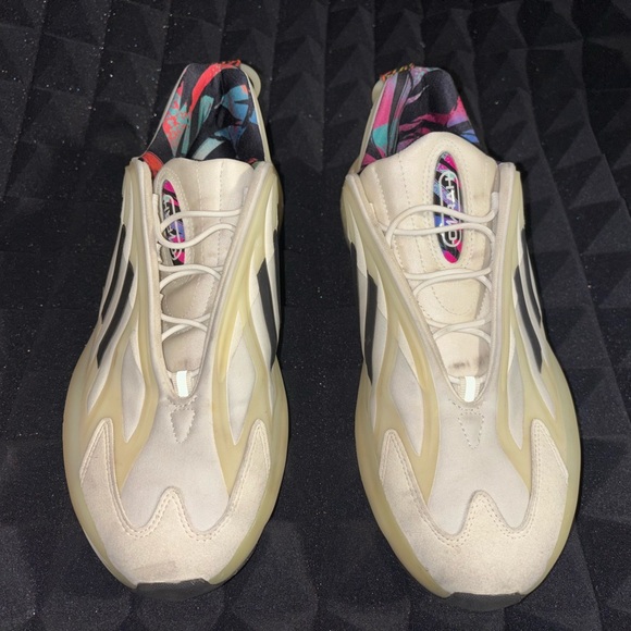 Men’s size 11.5 white adidas Ozrah sneakers shoes - Picture 2 of 7